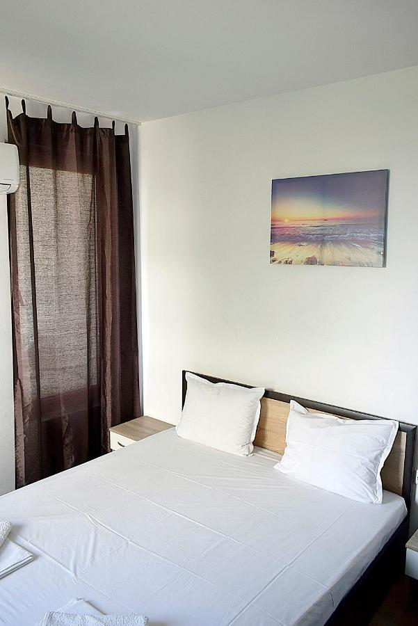 Flora Beach Apartaments Burgas Zewnętrze zdjęcie